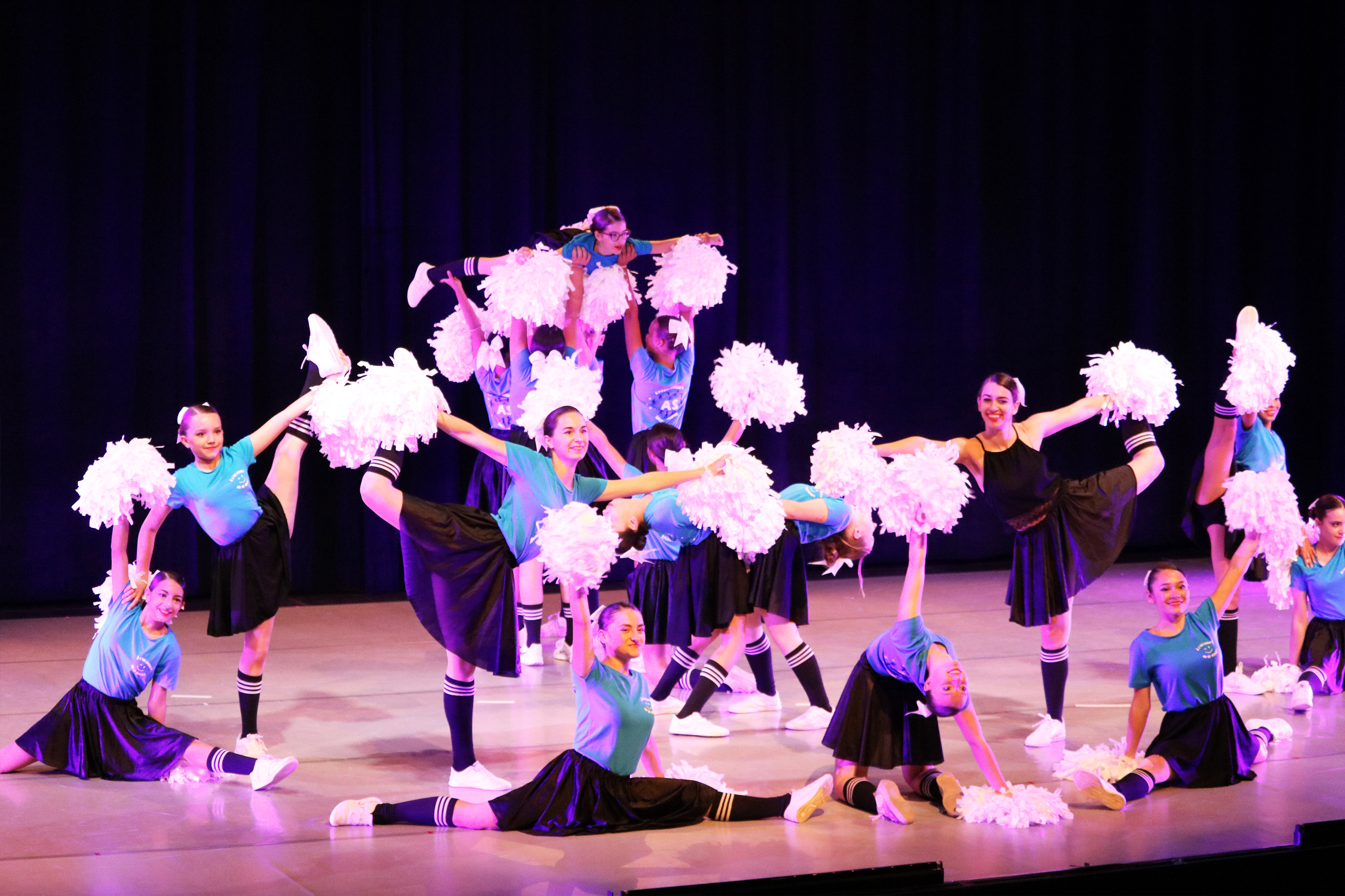 Gala 2024   Pom cheer dancing 06